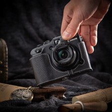 Custodia mezza fotocamera in