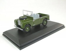 Land Rover 88 pollici (verde