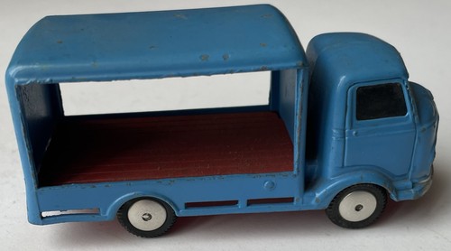Corgi toys karrier bantam - toys,