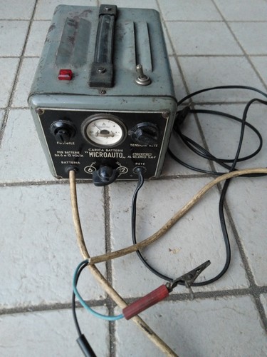 Carica batterie auto - batterie,
