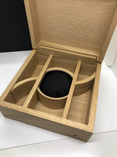 Hublot wooden expositor watch - expositor,