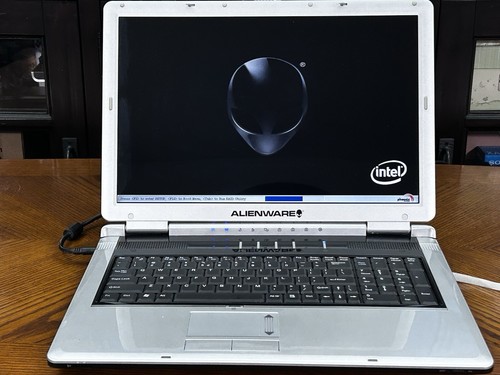 Alienware area m5700i r2 - alienware, area-51