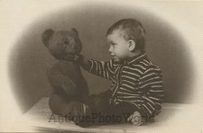 Carino Ragazzo Con Grande