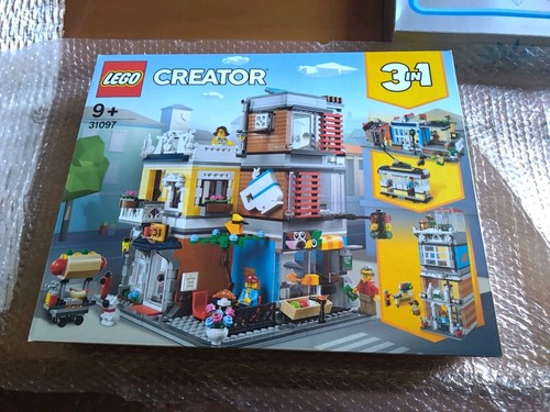 Lego creator townhouse - lego,