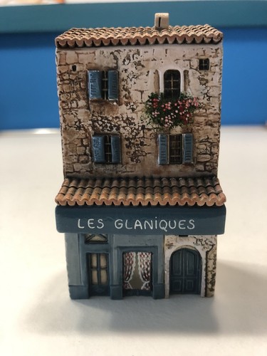 Miniature building dominique - building,