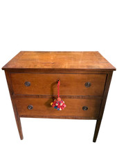 Piccolo Cassettone inglese