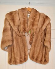 VINTAGE LUXURY GOLDEN BLONDE