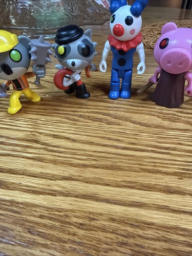 Series roblox figurines - series, 3