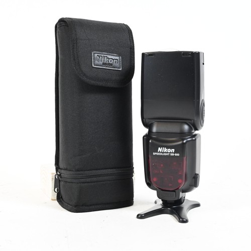 Nikon 900 speedlight flash - sb-900,