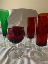 SET INCOMPLETO DI BICCHIERI