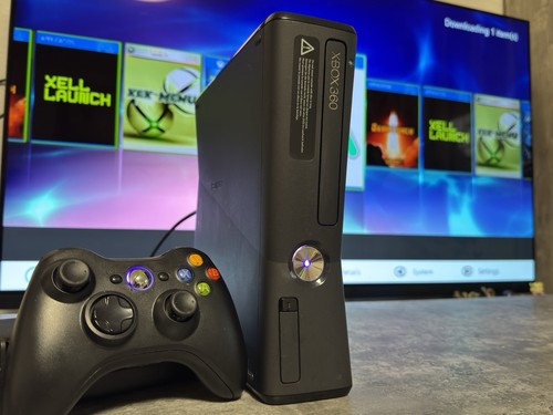 Xbox 360 slim - slim, corona