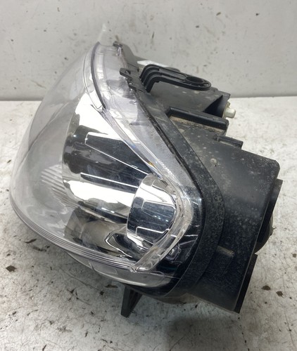 Faro anteriore sinistro - anteriore,