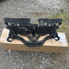 RENAUL CAPTUR SUPPORTO GRIGLIA CENTRALE ANTERIORE 620935704R