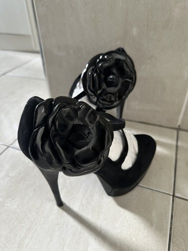 Scarpe corsetto rosetta nero