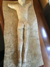 BAGNANTE SCULTURA IN MARMO -