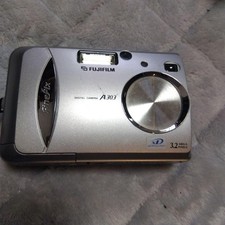 Fotocamera digitale compatta