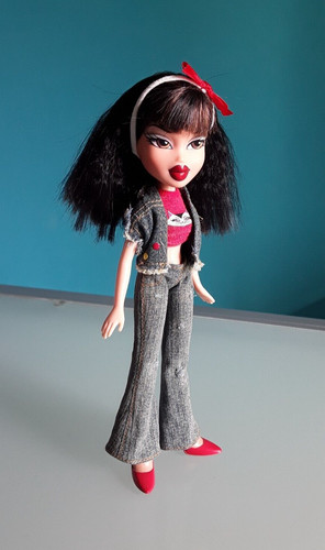 Bratz doll mga - "bratz, "mga"
