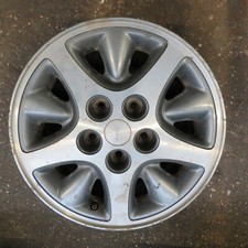 Cerchio in lega 6,5JX15 5X114,3 ET40 Chrysler Voyager Mk4 2001-2007 usato 54508
