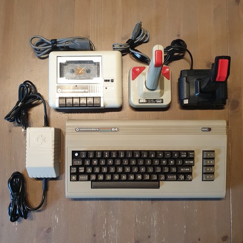 Commodore c64 alim reg 2 - commodore,