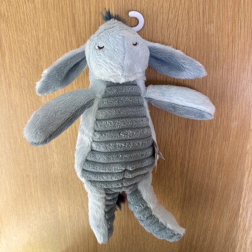 Winnie the pooh eeyore - pooh,