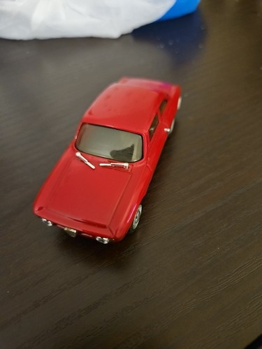 Alfa romeo giulia scala - romeo,
