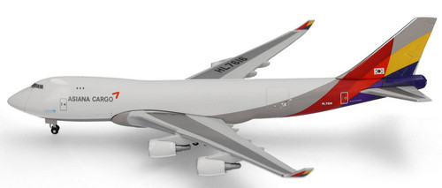 Herpa boeing 747 400f asiana - 747-400f,