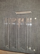 Espositore In Plexiglass A Scaletta 4 Ripiani Trasparente