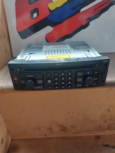 Unità testa radio stereo - di,