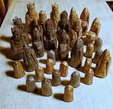 Scacchi Di Lewis. Replica In