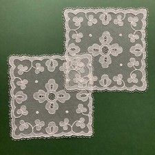2 centrini quadrati vintage merletto irlandese di carrickmacross 16 cm bianchi 