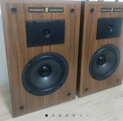 Acoustic research 8bx - research,