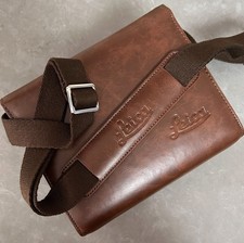 Borsa tracolla leica in - a,