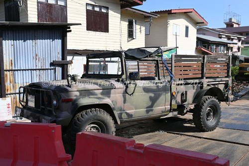 Truck photo 12x8 kaiser - -,