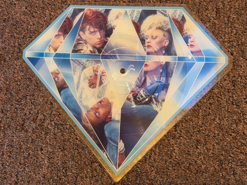 Thompson twins lay your - thompson,