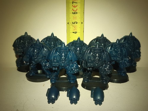 Warhammer 40k space marine - space,