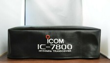 Icom IC-7800 con maniglie rack installate serie Premier parapolvere