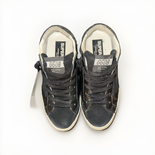 Golden goose super - goose, super-star