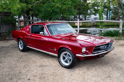 Ford mustang fastback 1967 - gt,