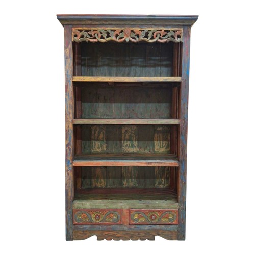 Libreria etnica intagliata