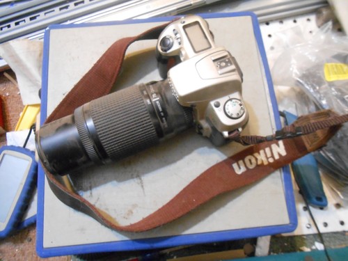 Nikon n60 usata con - con,