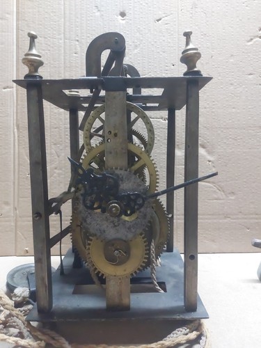 Piccolo orologio campanile - da,