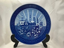 Royal Copenhagen Christmas plate 2008, boxed with certificate