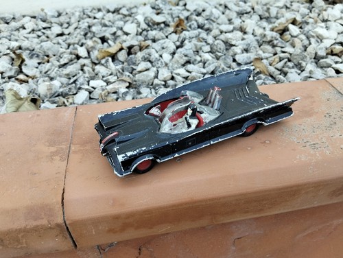 Polistil batmobile - batmobile,
