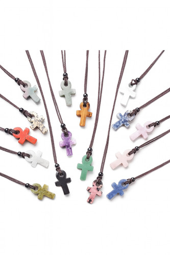 Collana con ciondolo croce