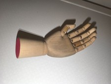 Mano vintage snodata in legno con dita articolate_Esemplare da esposizione