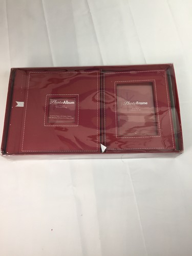 Dark red picture album and - dark,
