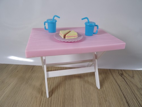 Barbie accessori mobili tavolo - accessori,