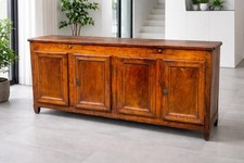 Antica credenza in noce a