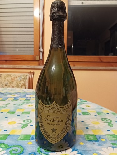 Champagne dom pérignon - dom,