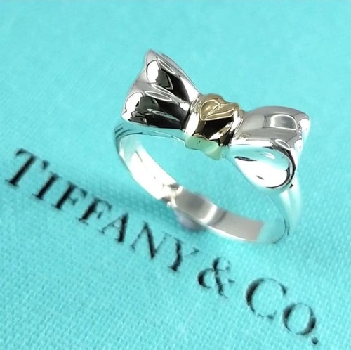 Autentico anello con fiocco - , a